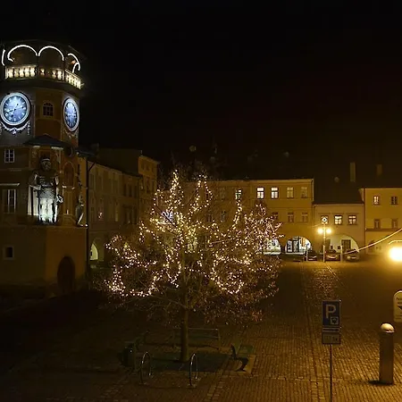 Namesti Hostinné
